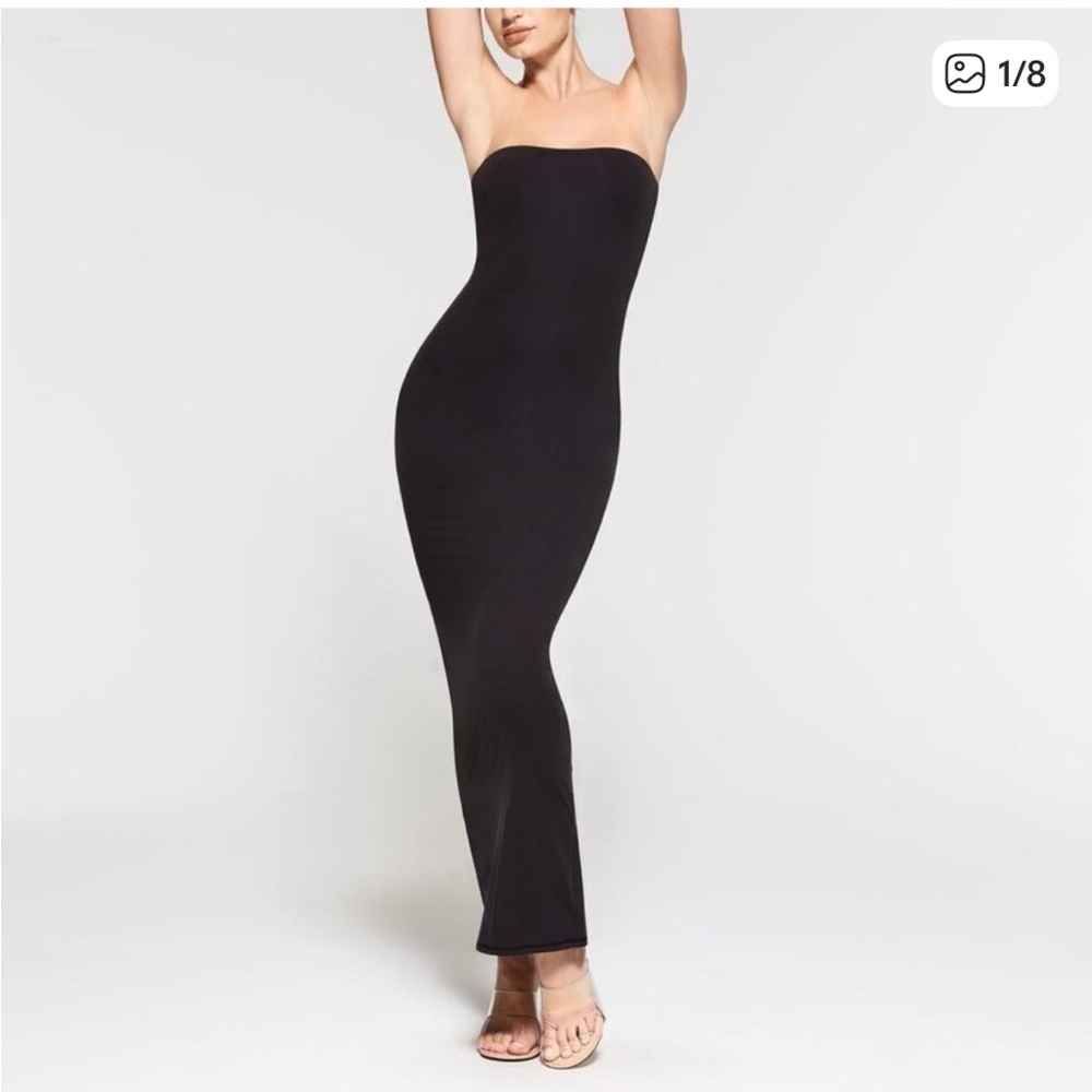40. Skims fits everybody tube dress small onyx black new with tags 🖤